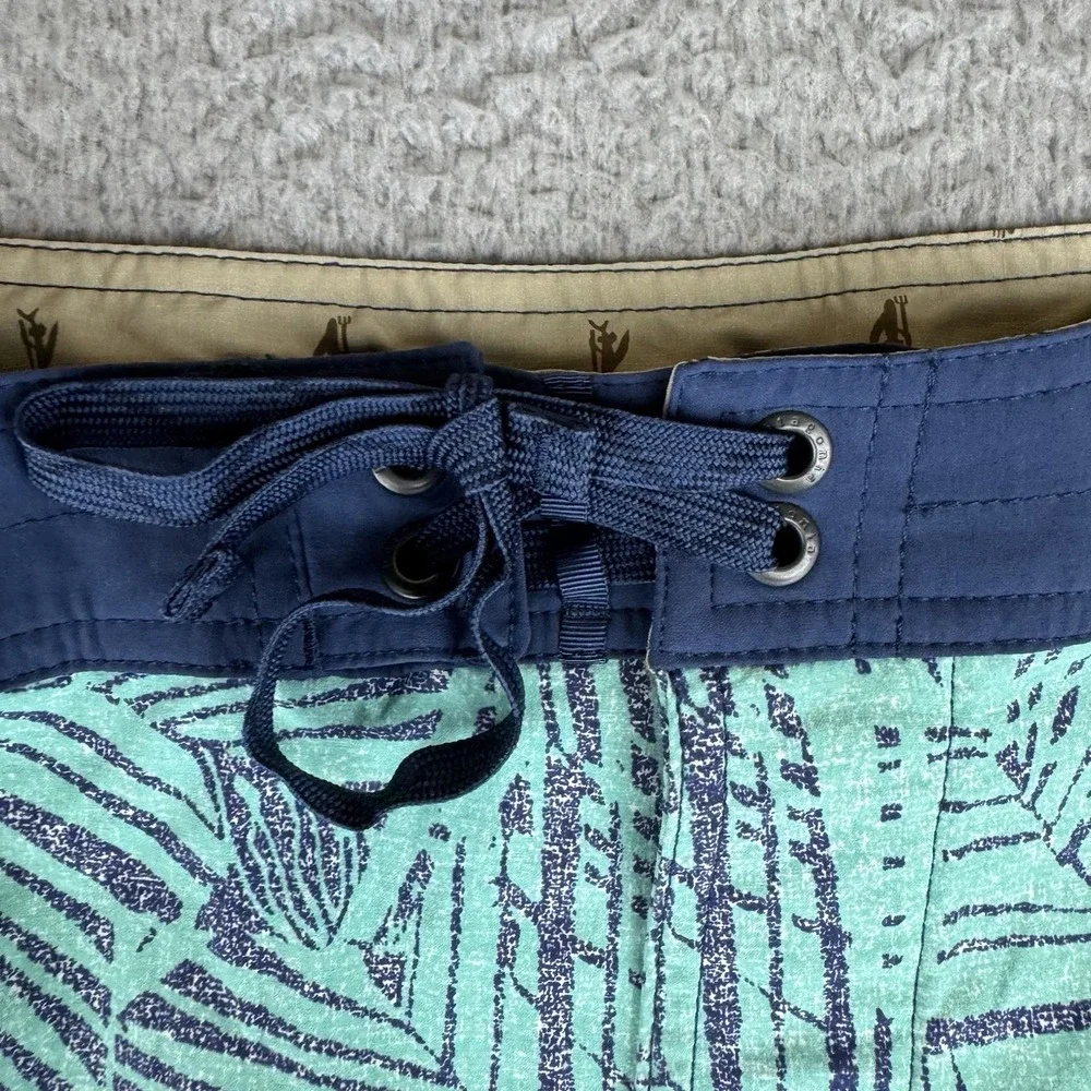 Patagonia Men's Size 40 Wavefarer Board Shorts Swim Surf Beach EUC Inseam 9